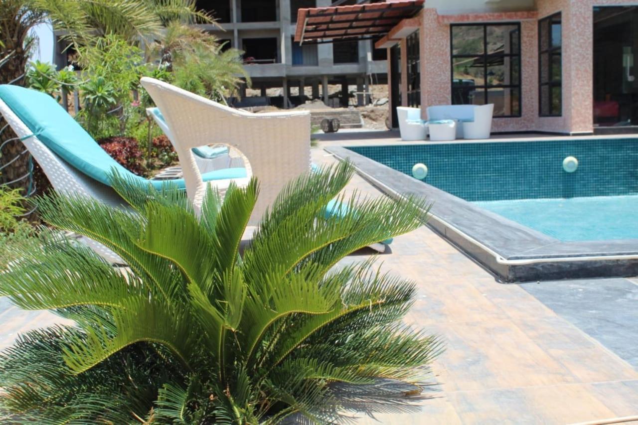 Strawberry Hills Saputara Otel Dış mekan fotoğraf