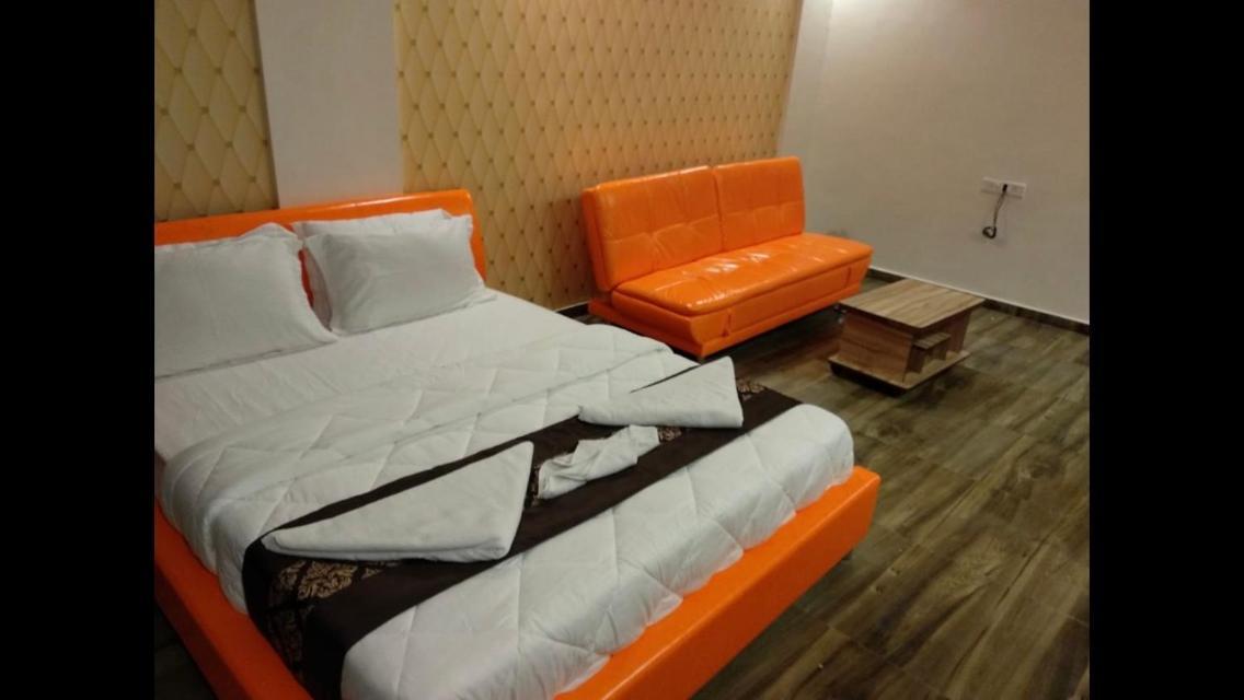 Strawberry Hills Saputara Otel Dış mekan fotoğraf
